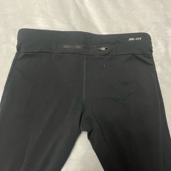 🌸Nike Black Leggings - Picture 8 of 8
